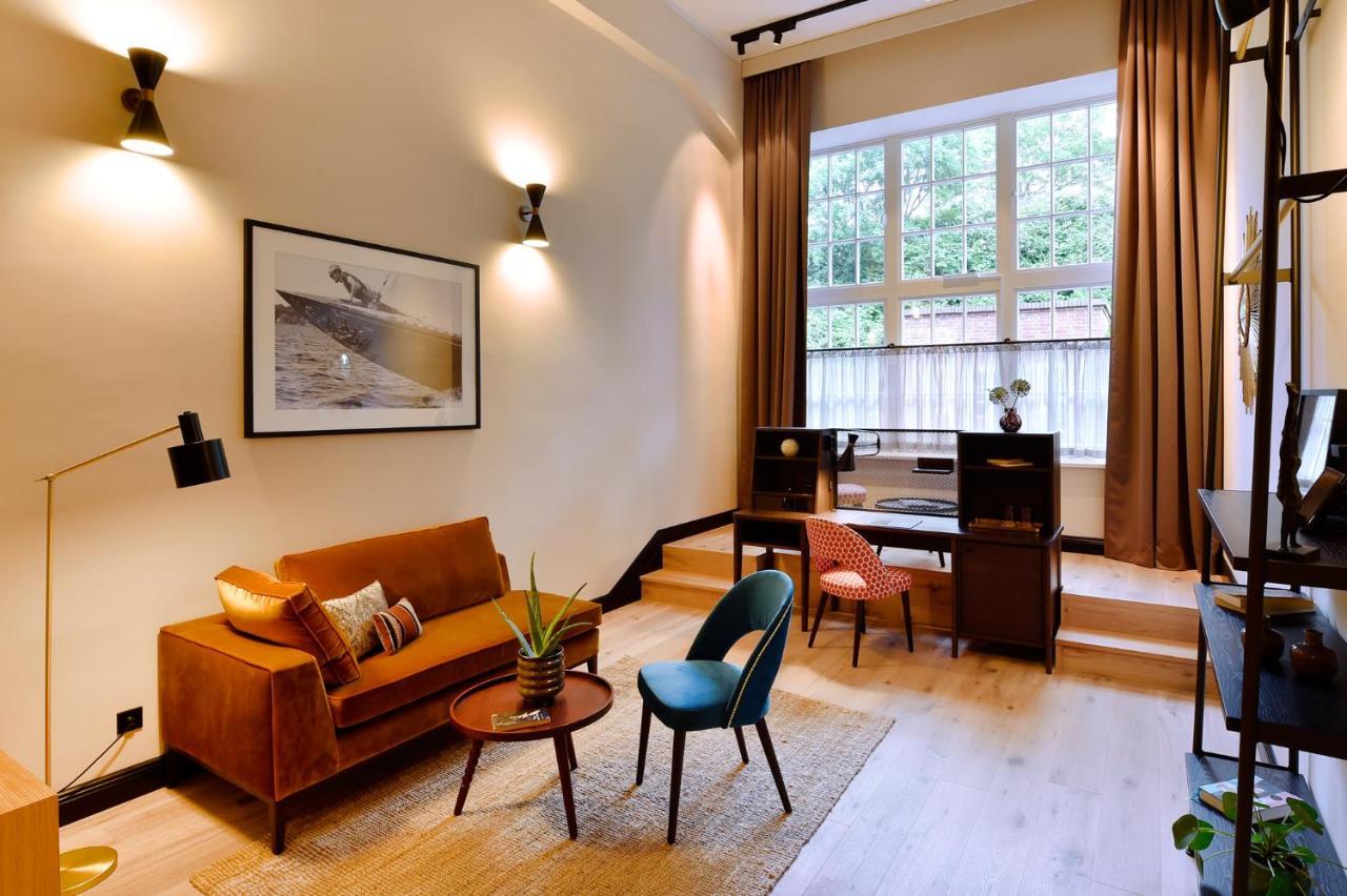 Das James Flensburg Ngoại thất bức ảnh A room at the hotel