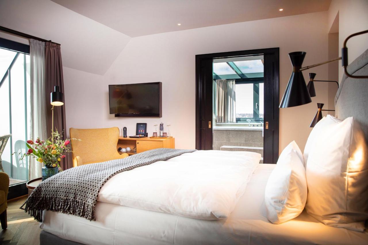 Das James Flensburg Ngoại thất bức ảnh A room at the Hotel