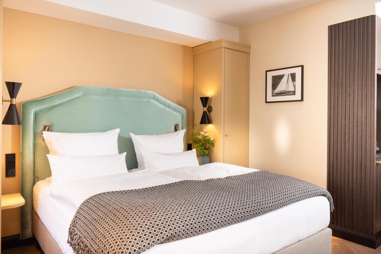 Das James Flensburg Ngoại thất bức ảnh A room at the hotel