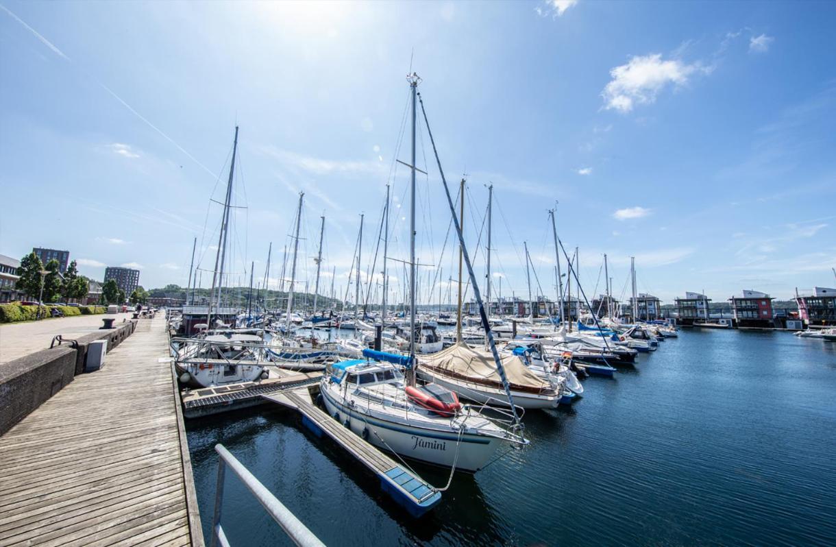 Das James Flensburg Ngoại thất bức ảnh Marina in Aarhus, Denmark